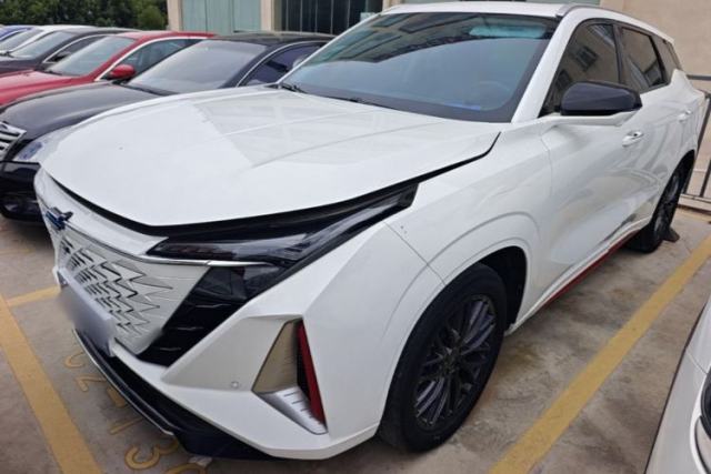 Used CHANGAN OSHAN Z6 2023 Blue Whale 1.5T DCT Luxury Model