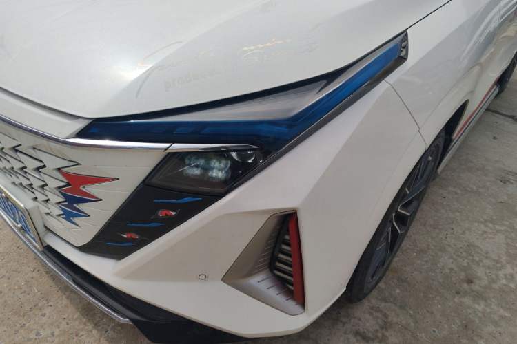 Used CHANGAN OSHAN Z6 2023 Blue Whale 1.5T DCT Smart Edition Left Front Headlight
