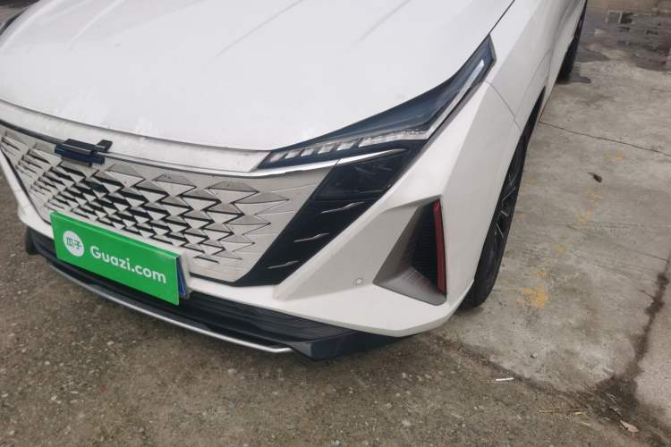 Used CHANGAN OSHAN Z6 2023 Blue Whale 1.5T DCT Smart-Led City Edition Left Front Headlight