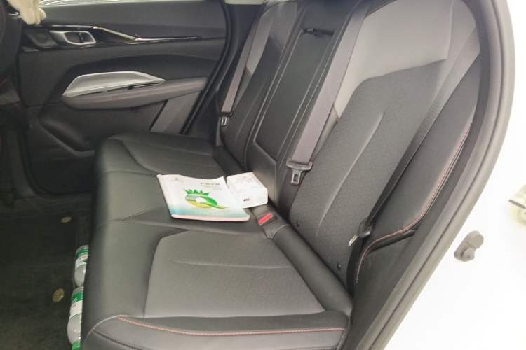 Used CHANGAN OSHAN Z6 2023 Blue Whale 1.5T DCT Smart Edition Left Rear Seat