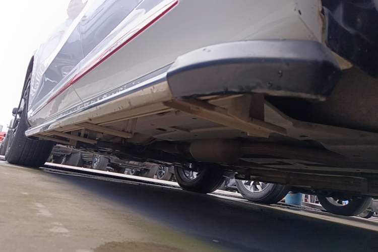 Used CHANGAN OSHAN Z6 2023 Blue Whale 1.5T DCT Smart Edition Left Side Sill