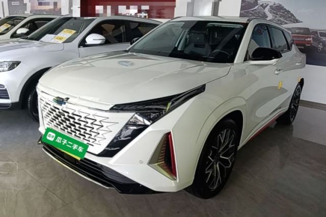 Used CHANGAN OSHAN Z6 2023 Blue Whale 1.5T DCT Smart-Led City Edition