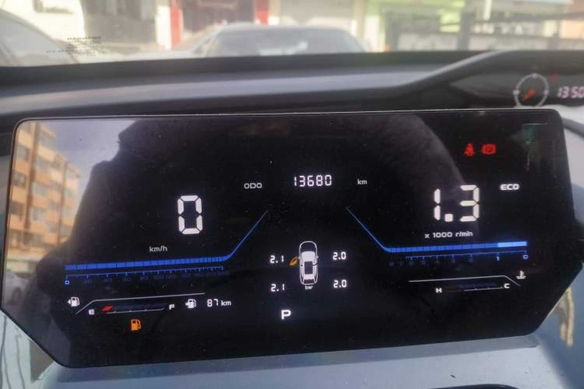 Used CHANGAN OSHAN Z6 2023 Blue Whale 1.5T DCT Smart Enjoyment Model Odometer Close Up