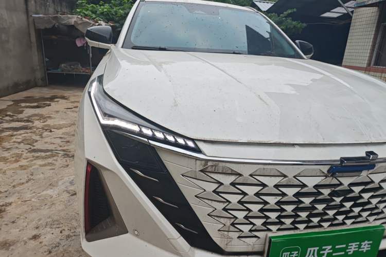 Used CHANGAN OSHAN Z6 2023 Blue Whale 1.5T DCT Smart Edition Right Front Headlight