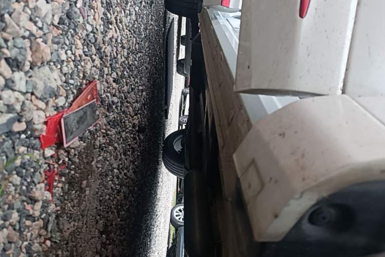 Used CHANGAN OSHAN Z6 2023 Blue Whale 2.0T Automatic Smart Drive Model Right Side Sill