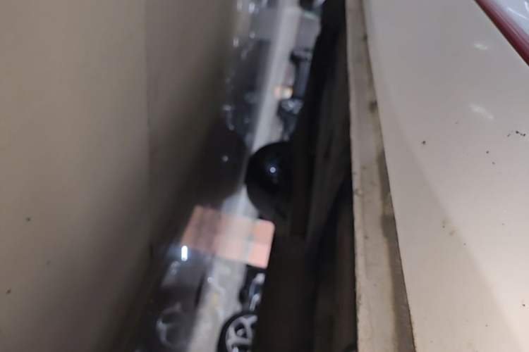 Used CHANGAN OSHAN Z6 2023 Blue Whale 1.5T DCT Smart Navigation Model Right Side Sill