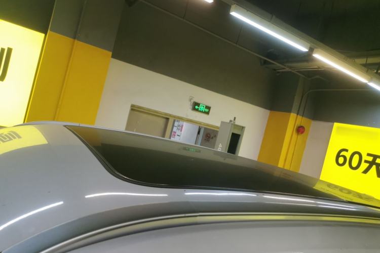 Used CHANGAN OSHAN Z6 2023 Blue Whale 1.5T DCT Smart Edition Roof