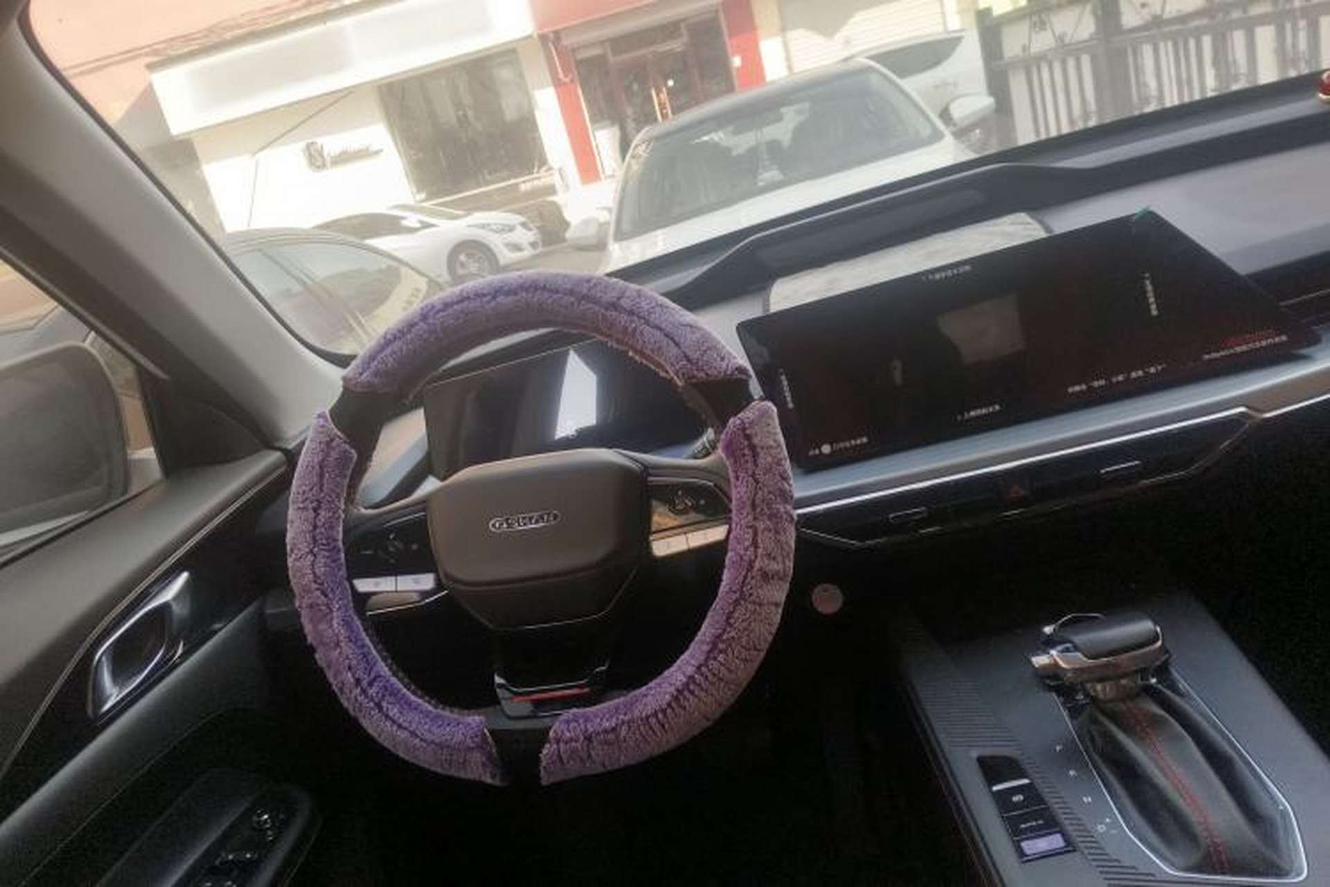 Used CHANGAN OSHAN Z6 2023 Blue Whale 1.5T DCT Smart Enjoyment Model Steering Wheel