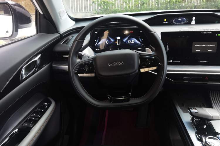 Used CHANGAN OSHAN Z6 2023 Blue Whale 1.5T DCT Smart Edition Steering Wheel