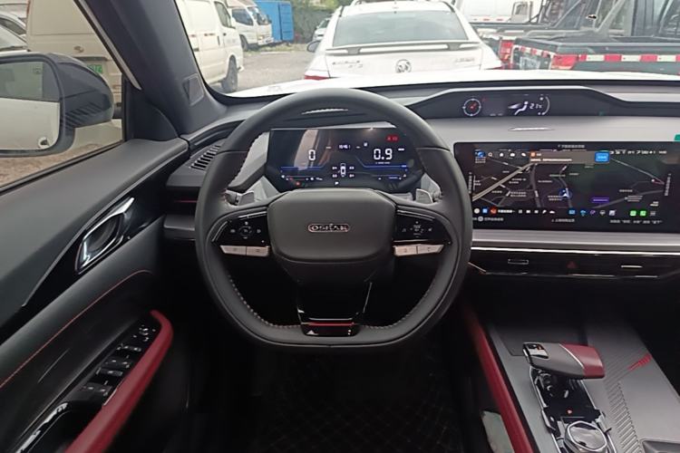 Used CHANGAN OSHAN Z6 2023 Blue Whale 2.0T Automatic Smart Drive Model Steering Wheel
