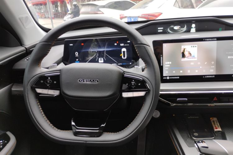 Used CHANGAN OSHAN Z6 2023 Blue Whale 1.5T DCT Smart-Led City Edition Steering Wheel