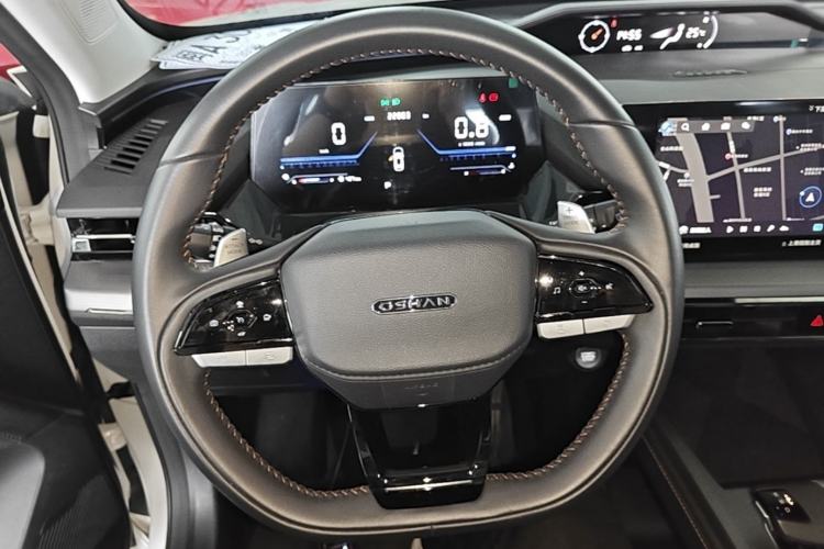 Used CHANGAN OSHAN Z6 2023 Blue Whale 1.5T DCT Luxury Model Steering Wheel