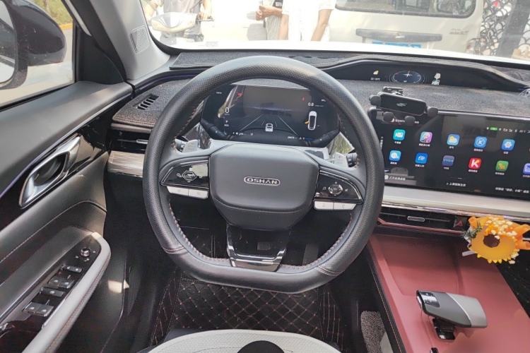 Used CHANGAN OSHAN Z6 2023 Blue Whale 1.5T DCT Smart-Led City Edition Steering Wheel