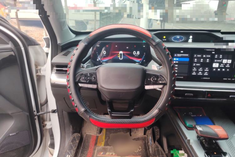 Used CHANGAN OSHAN Z6 2023 Blue Whale 1.5T DCT Smart Navigation Model Steering Wheel