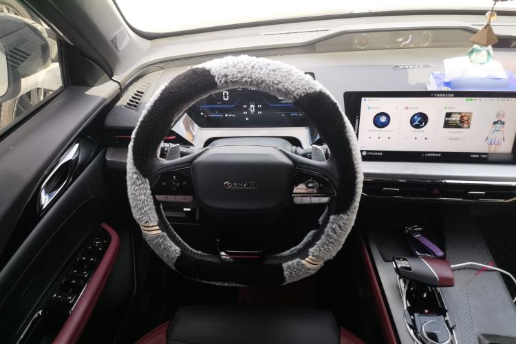 Used CHANGAN OSHAN Z6 2023 Blue Whale 1.5T DCT Smart Luxury Model Steering Wheel