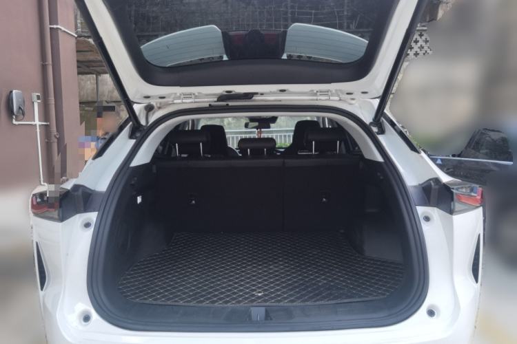 Used CHANGAN OSHAN Z6 2023 Blue Whale 1.5T DCT Smart Edition Trunk