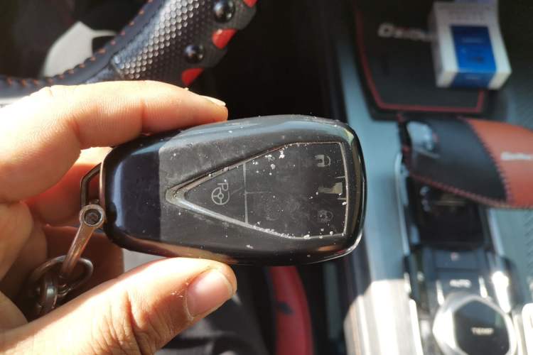 Used CHANGAN OSHAN Z6 2023 Blue Whale 1.5T DCT Smart Navigation Model Vehicle Key