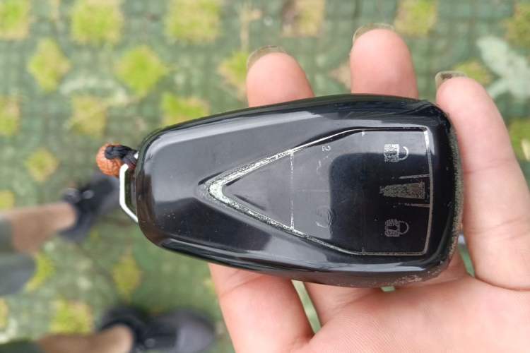 Used CHANGAN OSHAN Z6 2023 Blue Whale 1.5T DCT Smart Edition Vehicle Key