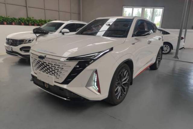 Used CHANGAN OSHAN Z6 2023 Blue Whale 1.5T DCT Smart Luxury Model