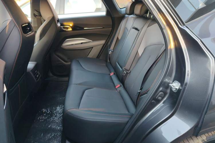 Used CHANGAN OSHAN Z6 New Energy 2023 ZhiDian iDD 150KM Flagship PLUS Left Rear Seat