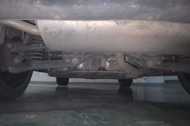Used CHANGAN OSHAN Z6 New Energy 2022 Blue Whale iDD 150KM Flagship PLUS Chassis Rear