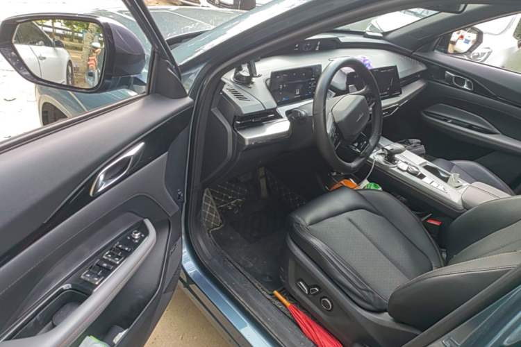 Used CHANGAN OSHAN Z6 New Energy 2022 Blue Whale iDD 150KM Flagship PLUS Smart Parking Edition Driver Seat