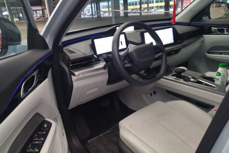 Used CHANGAN OSHAN Z6 New Energy 2022 Blue Whale iDD 150KM Flagship PLUS Smart Parking Edition Driver Seat