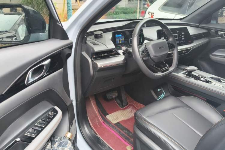 Used CHANGAN OSHAN Z6 New Energy 2022 Blue Whale iDD 150KM Flagship PLUS Driver Seat