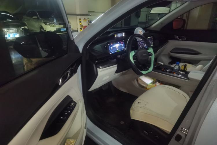 Used CHANGAN OSHAN Z6 New Energy 2022 Blue Whale iDD 150KM Flagship PLUS Driver Seat