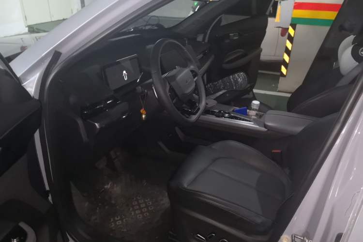 Used CHANGAN OSHAN Z6 New Energy 2022 Blue Whale iDD 150KM Flagship PLUS Driver Seat