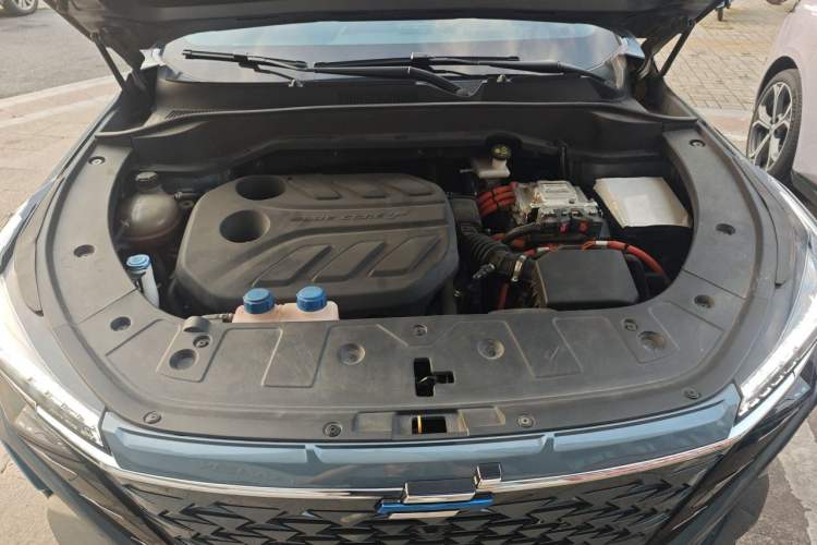 Used CHANGAN OSHAN Z6 New Energy 2022 Blue Whale iDD 150KM Flagship PLUS Smart Parking Edition Engine Bay