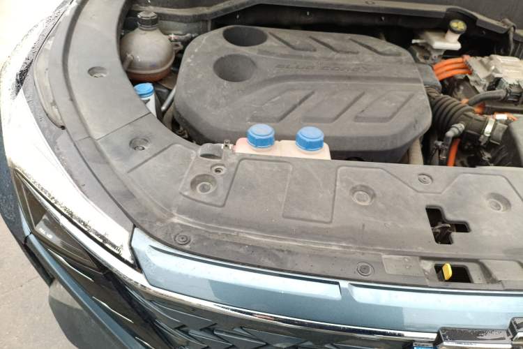 Used CHANGAN OSHAN Z6 New Energy 2022 Blue Whale iDD 150KM Flagship PLUS Engine Bay Right