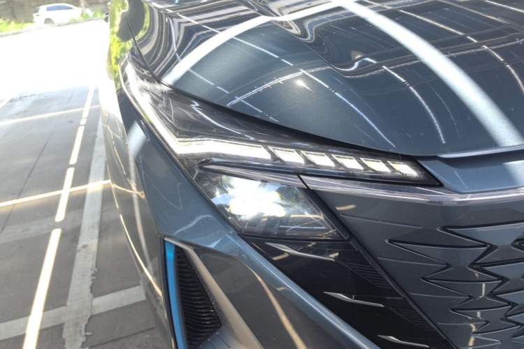 Used CHANGAN OSHAN Z6 New Energy 2022 Blue Whale iDD 150KM Flagship PLUS Smart Parking Edition Exterior 6