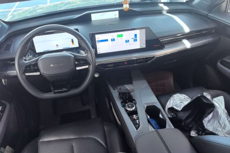 Used CHANGAN OSHAN Z6 New Energy 2022 Blue Whale iDD 150KM Flagship PLUS Smart Parking Edition Interior 2