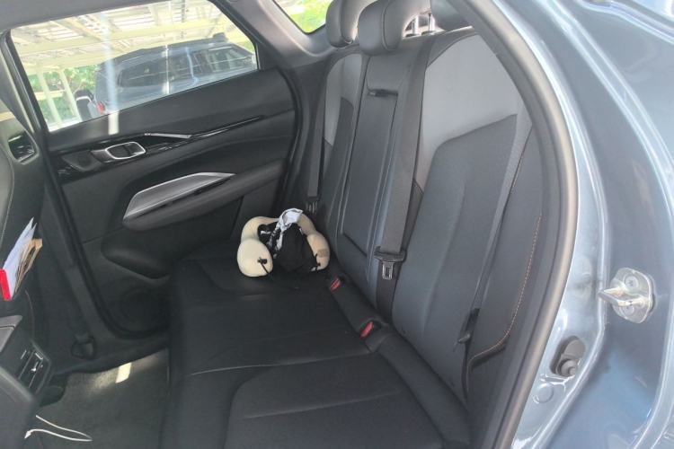 Used CHANGAN OSHAN Z6 New Energy 2022 Blue Whale iDD 150KM Flagship PLUS Smart Parking Edition Interior 4
