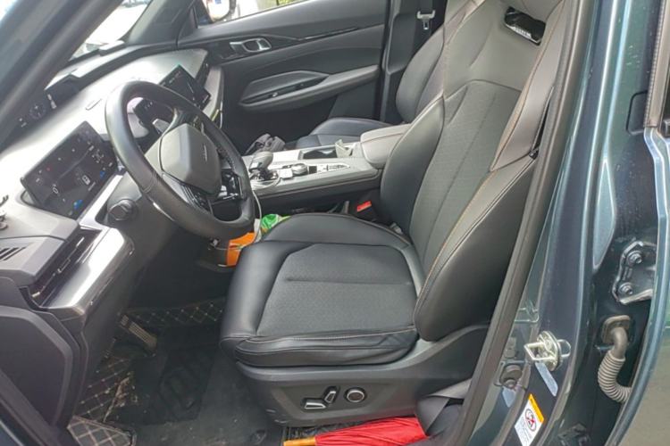 Used CHANGAN OSHAN Z6 New Energy 2022 Blue Whale iDD 150KM Flagship PLUS Smart Parking Edition Left Front Seat
