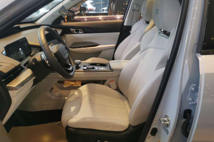 Used CHANGAN OSHAN Z6 New Energy 2022 Blue Whale iDD 150KM Flagship PLUS Smart Parking Edition Left Front Seat