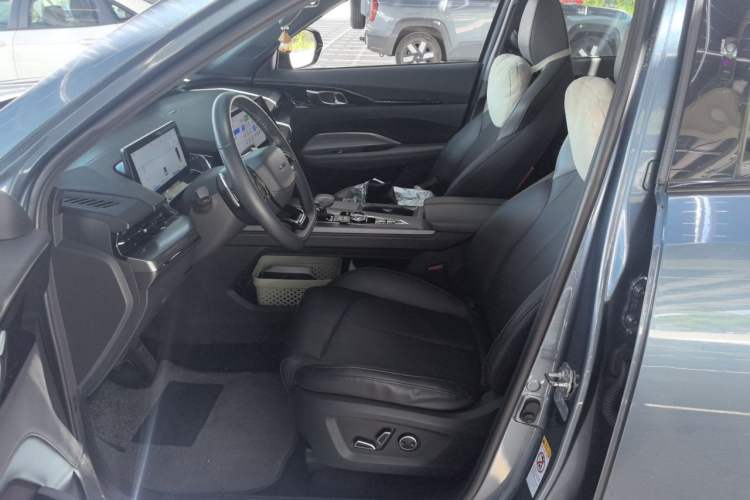 Used CHANGAN OSHAN Z6 New Energy 2022 Blue Whale iDD 150KM Flagship PLUS Smart Parking Edition Left Front Seat