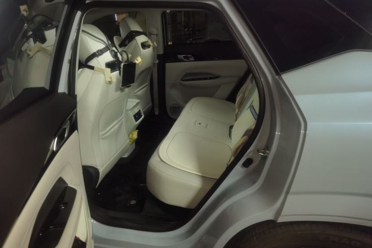 Used CHANGAN OSHAN Z6 New Energy 2022 Blue Whale iDD 150KM Flagship PLUS Left Rear Seat