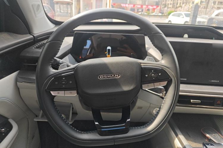 Used CHANGAN OSHAN Z6 New Energy 2022 Facelift Blue Whale iDD 150KM Flagship PLUS Smart Parking Edition Steering Wheel