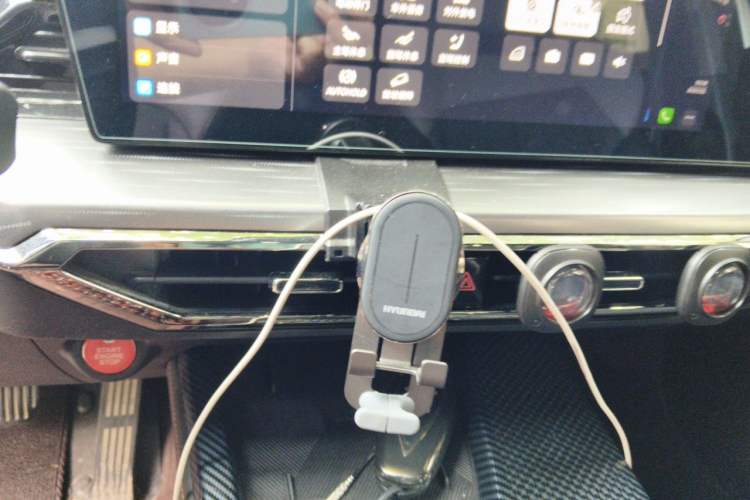 Used CHANGAN OSHAN Z6 New Energy 2022 Blue Whale iDD 150KM Flagship PLUS Audio And AC Panel