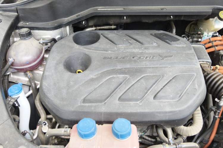 Used CHANGAN OSHAN Z6 New Energy 2022 Blue Whale iDD 150KM Flagship PLUS Engine Bay