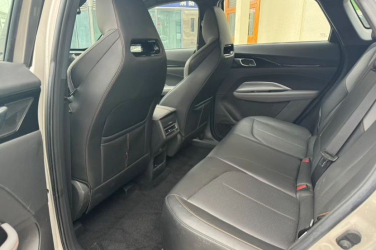 Used CHANGAN OSHAN Z6 New Energy 2022 Blue Whale iDD 150KM Flagship PLUS Interior 4