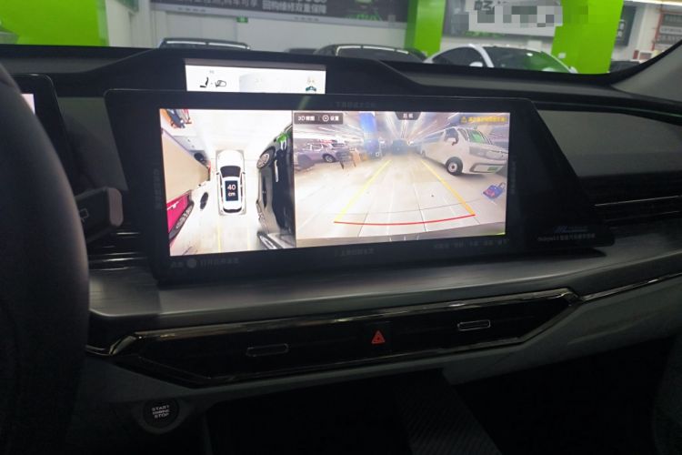 Used CHANGAN OSHAN Z6 New Energy 2022 Blue Whale iDD 150KM Flagship PLUS Smart Parking Edition Audio And AC Panel