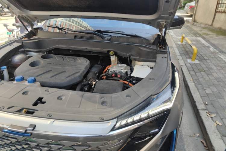 Used CHANGAN OSHAN Z6 New Energy 2022 Facelift Blue Whale iDD 150KM Flagship PLUS Smart Parking Edition Engine Bay Left