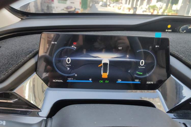 Used CHANGAN OSHAN Z6 New Energy 2022 Facelift Blue Whale iDD 150KM Flagship PLUS Smart Parking Edition Instrument Cluster