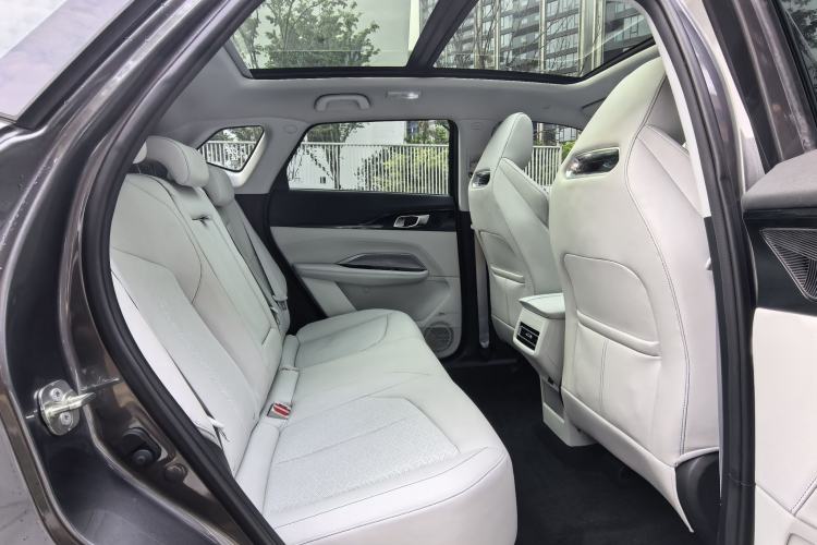 Used CHANGAN OSHAN Z6 New Energy 2022 Blue Whale iDD 150KM Flagship PLUS Smart Parking Edition Interior 4