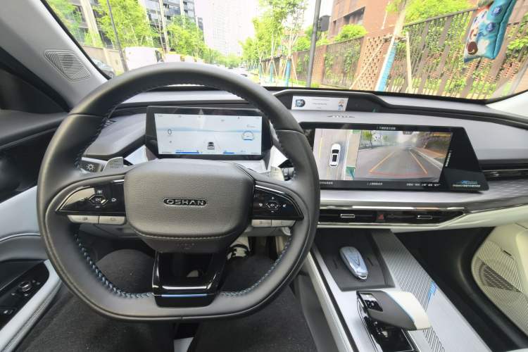 Used CHANGAN OSHAN Z6 New Energy 2022 Blue Whale iDD 150KM Flagship PLUS Smart Parking Edition Interior 6