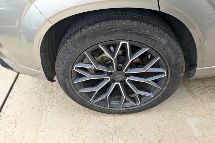 Used CHANGAN OSHAN Z6 New Energy 2022 Blue Whale iDD 150KM Flagship PLUS Right Rear Wheel Hub