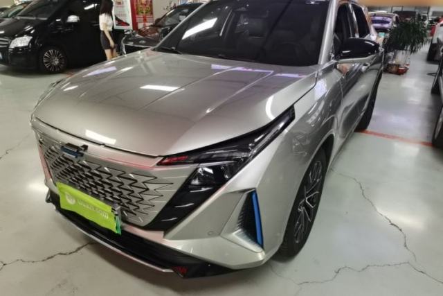 Used CHANGAN OSHAN Z6 New Energy 2022 Blue Whale iDD 150KM Flagship PLUS Smart Parking Edition